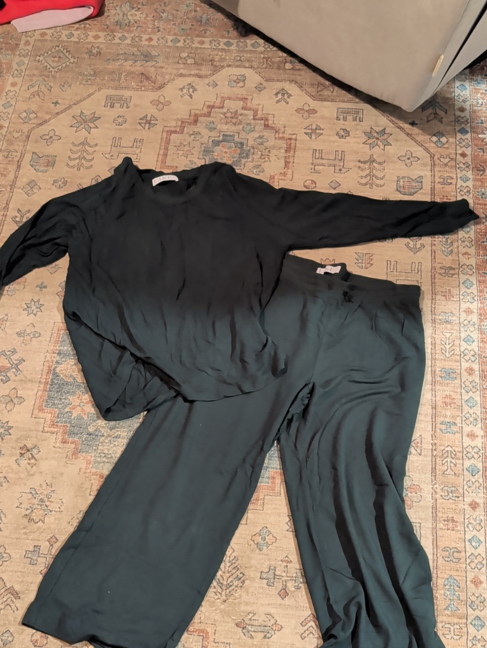 Dark Green Two-Piece Loungewear Set - Cozy Top & Wide Pants